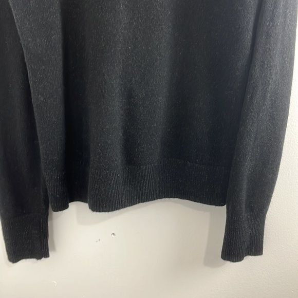 Banana Republic Merino Wool Black Men's Crewneck Sweater - Picture 8 of 9